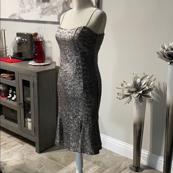 Sequence Dress - Picture 2 of 6